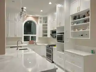 Coquitlam - White Shaker Cabinets